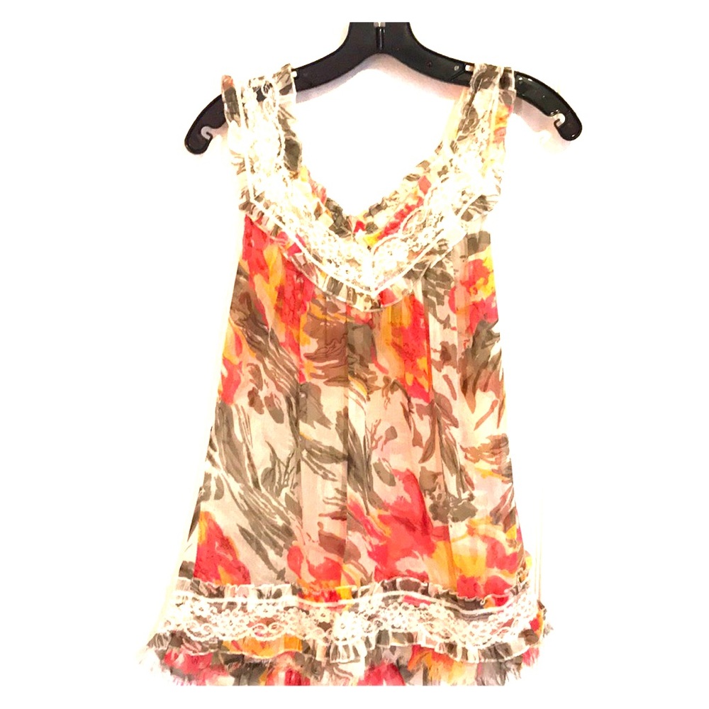 Light tank blouse